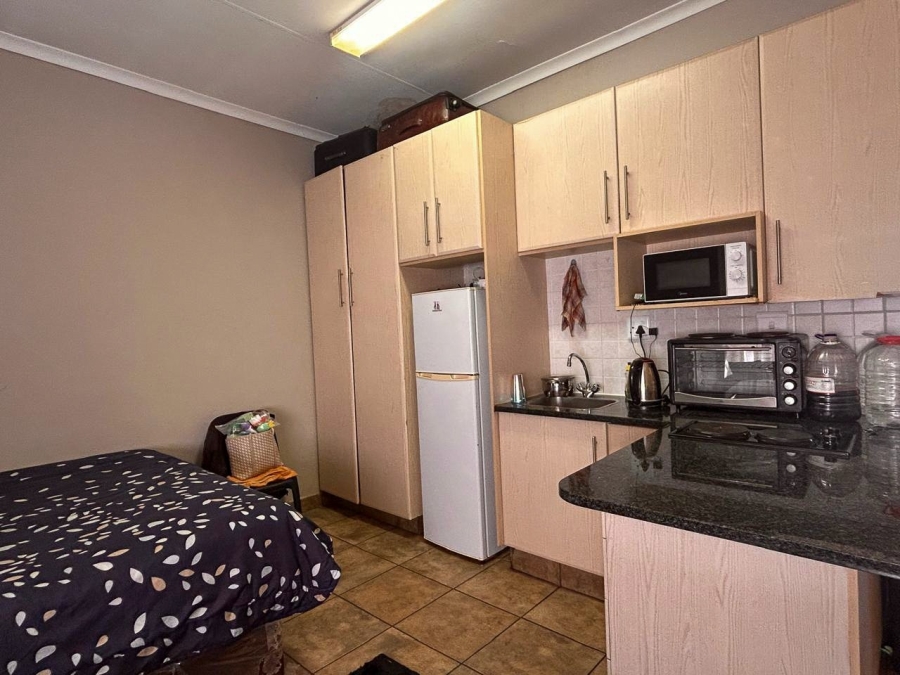 1 Bedroom Property for Sale in Dassie Rand North West